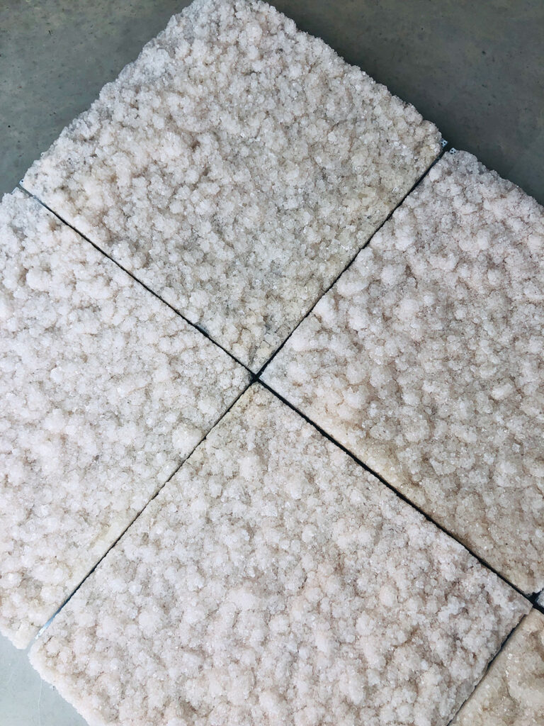 Cadres de sel cristallisé